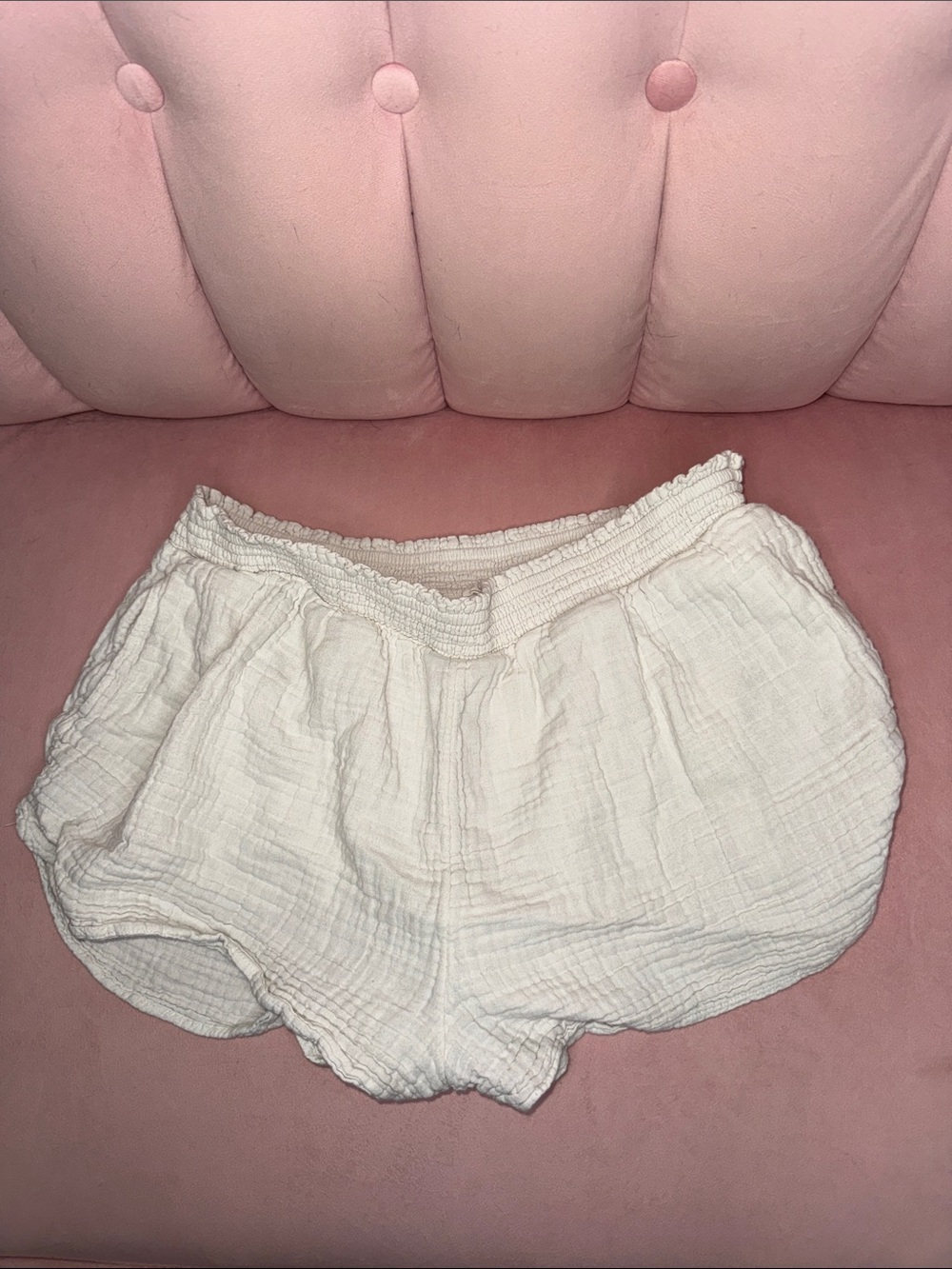 Aerie Gauzy High Waisted Shorts | White | XL |
Lightweight Summer Shorts